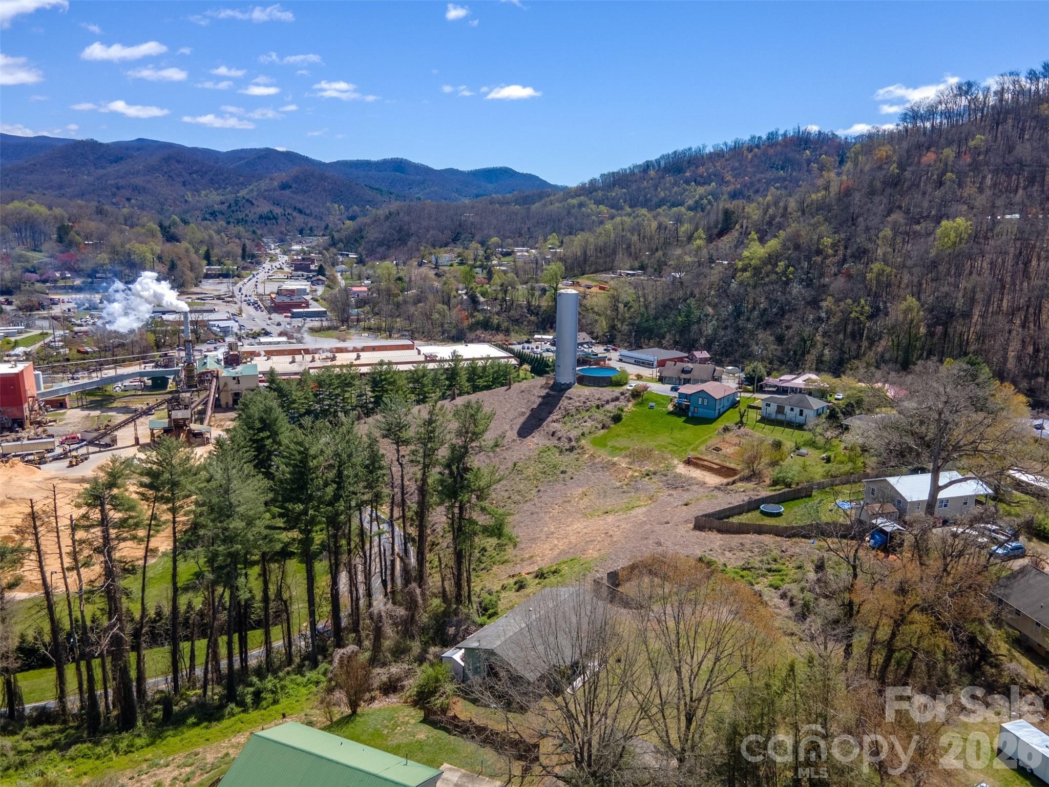 21 Queen Street Sylva NC 28779