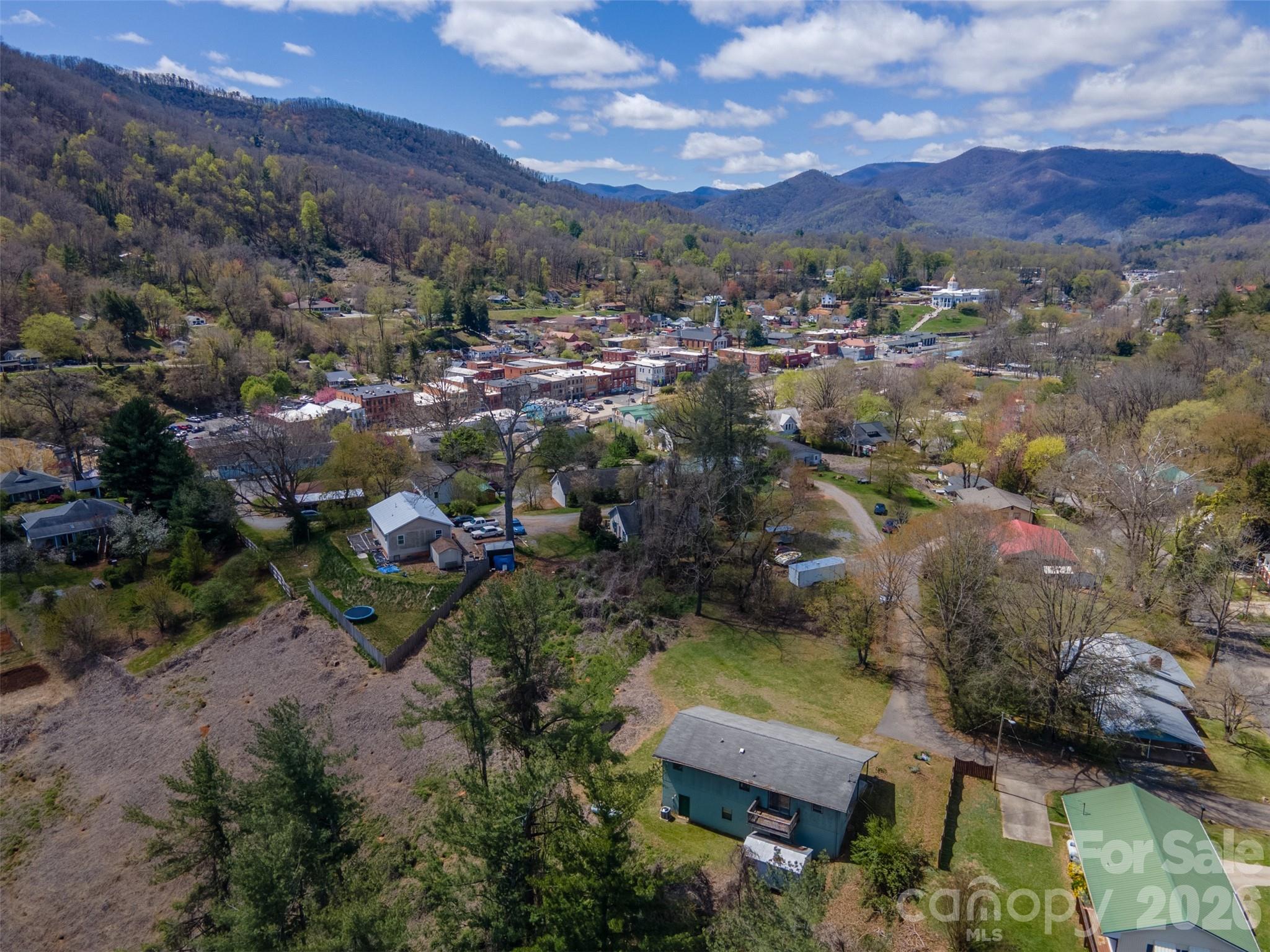 21 Queen Street Sylva NC 28779