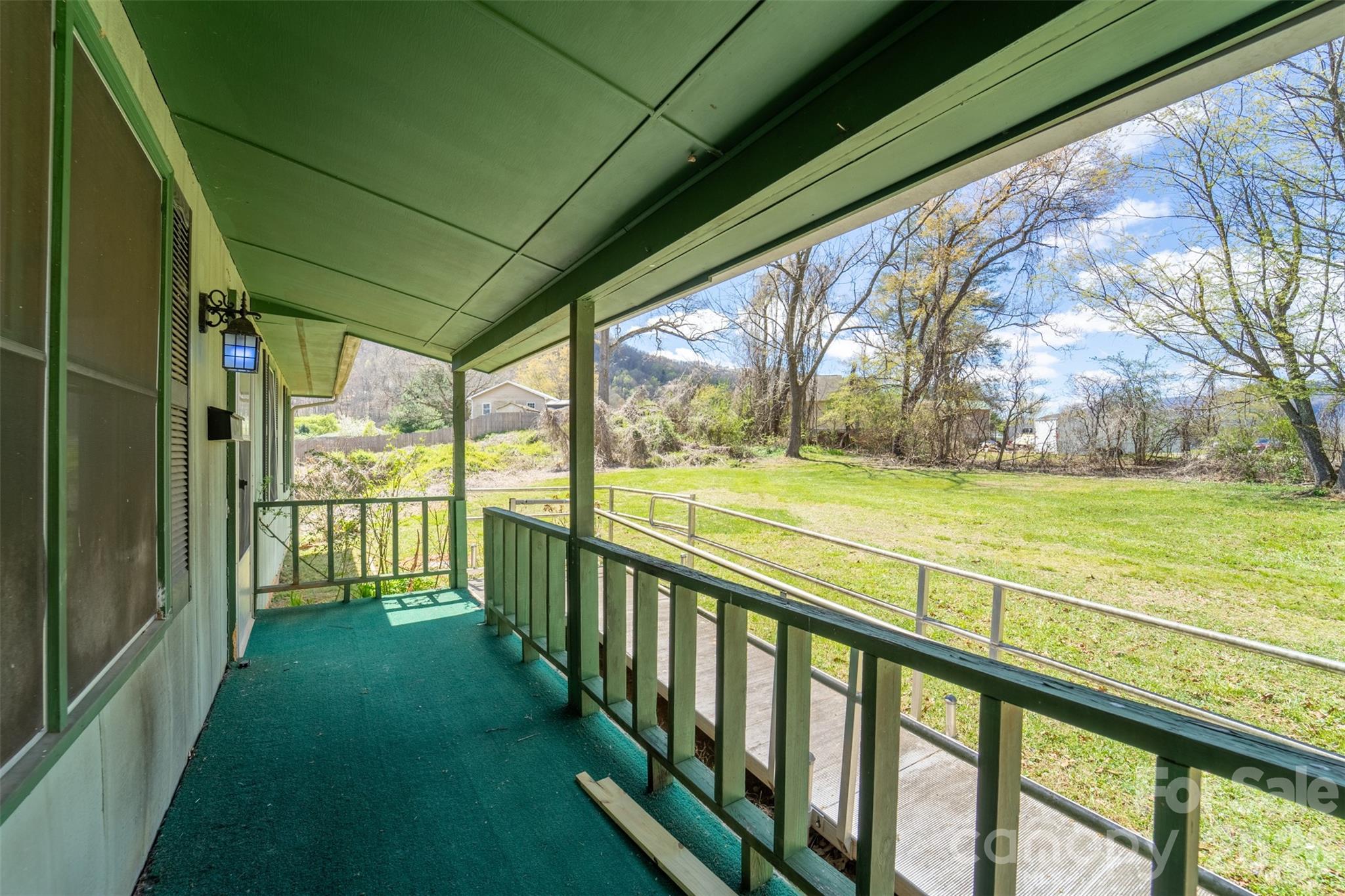 21 Queen Street Sylva NC 28779