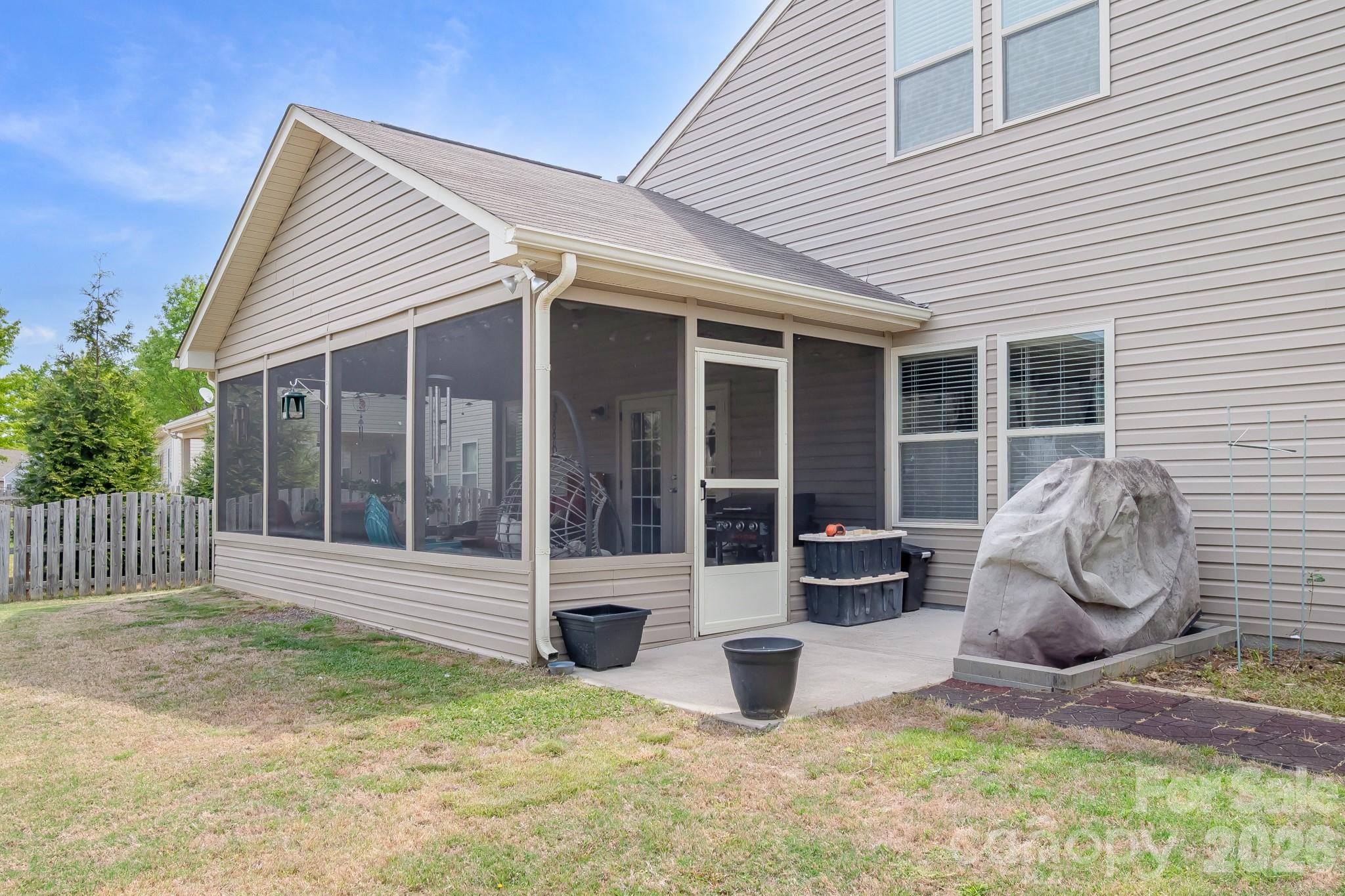 1710 Yellow Daisy Drive Matthews NC 28104