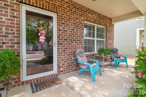 1710 Yellow Daisy Drive Matthews NC 28104