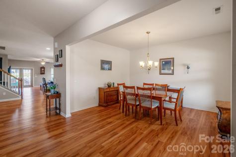 1710 Yellow Daisy Drive Matthews NC 28104