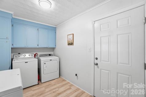 2985 E Nc 10 Highway Conover NC 28613