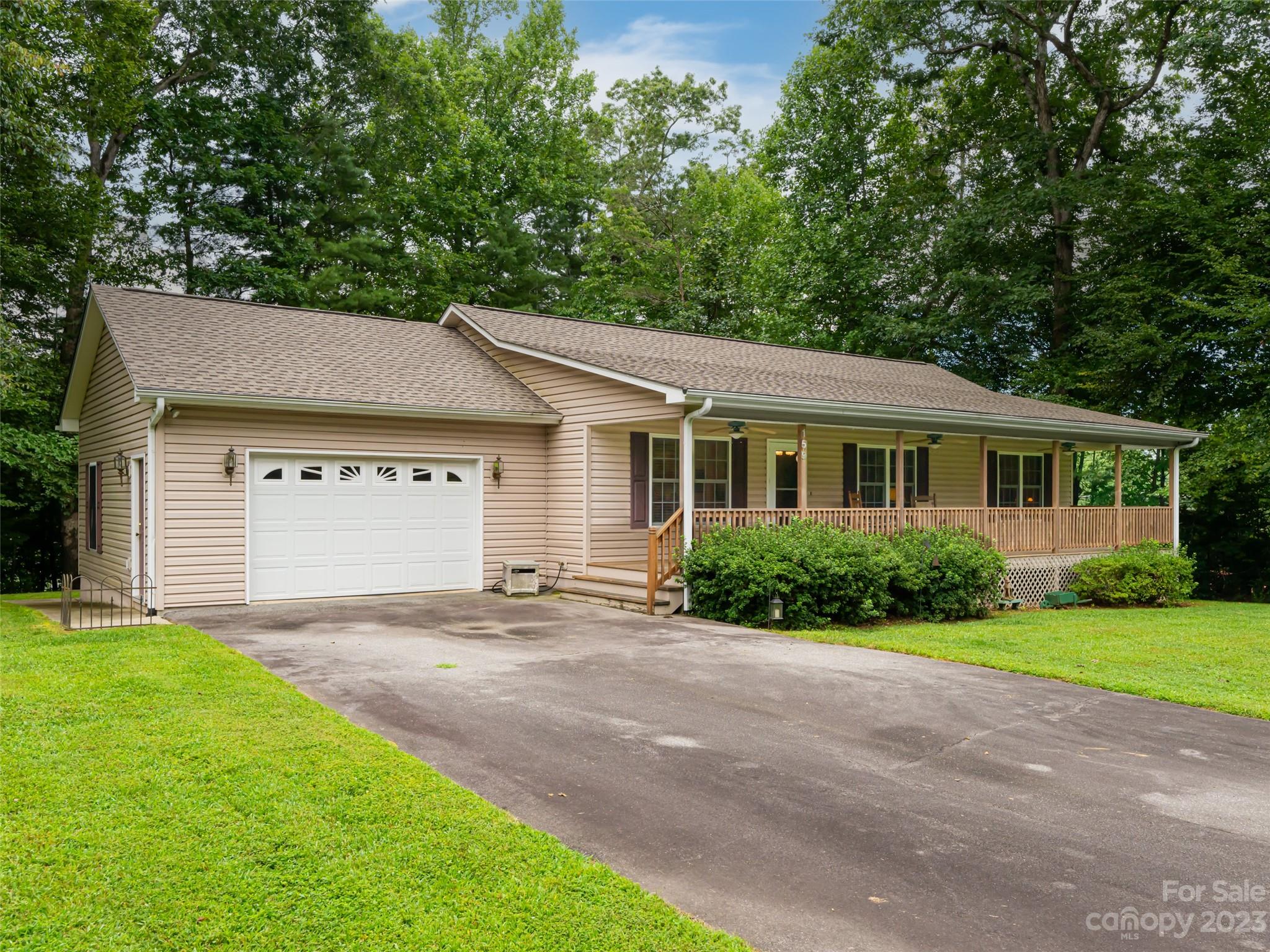 159 W Sweetbriar Lane Etowah NC 28729