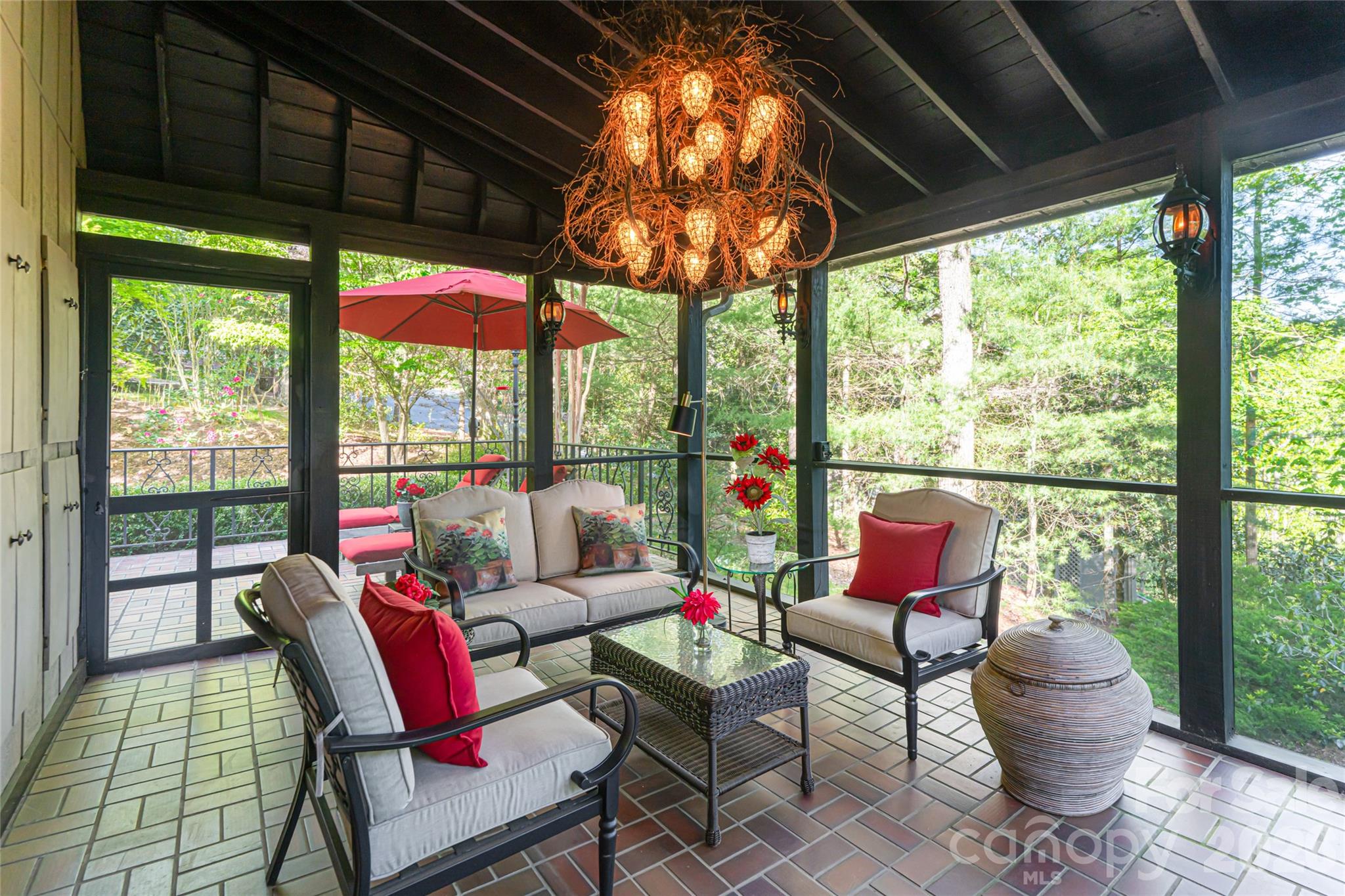 7 Cooper Cove S Hendersonville NC 28739