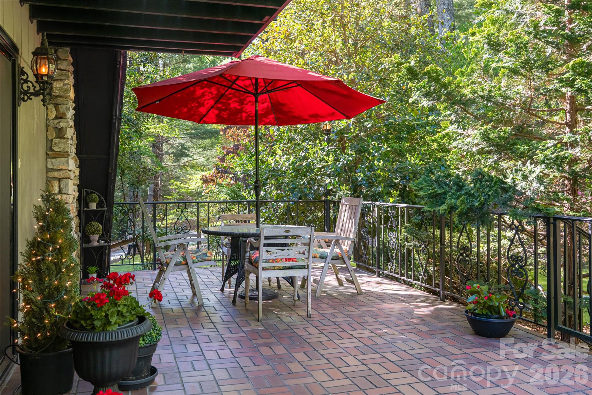 7 Cooper Cove S Hendersonville NC 28739