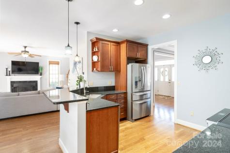 32 Stone House Road Arden NC 28704