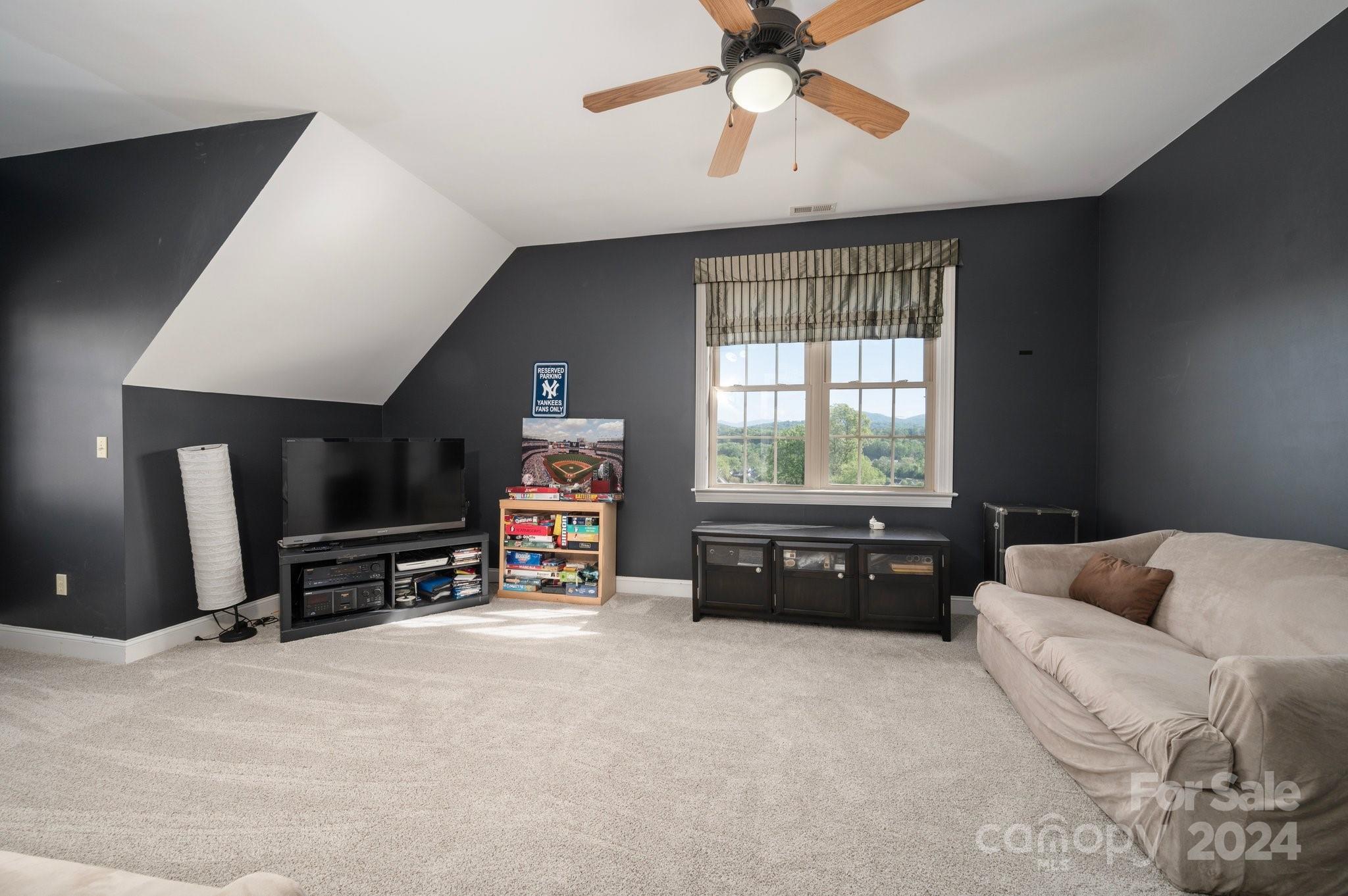 32 Stone House Road Arden NC 28704