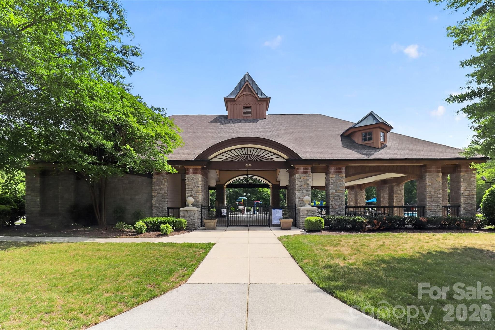 10713 Huntington Meadow Lane Charlotte NC 28273
