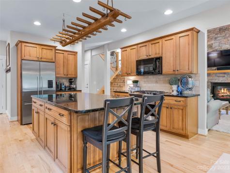 40 Village Pointe Lane Asheville NC 28803