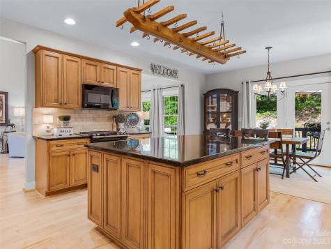 40 Village Pointe Lane Asheville NC 28803