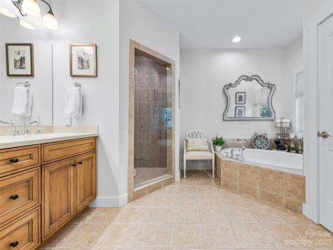 40 Village Pointe Lane Asheville NC 28803