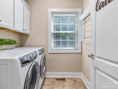 40 Village Pointe Lane Asheville NC 28803