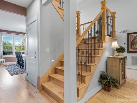 40 Village Pointe Lane Asheville NC 28803