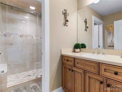 40 Village Pointe Lane Asheville NC 28803