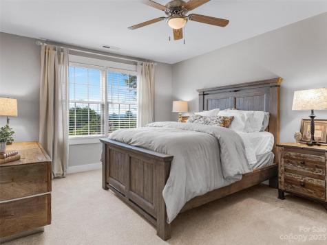 40 Village Pointe Lane Asheville NC 28803