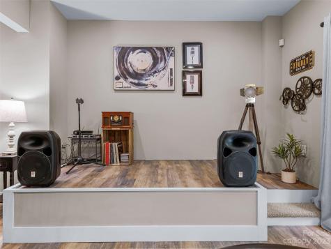 40 Village Pointe Lane Asheville NC 28803