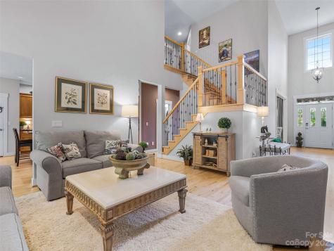 40 Village Pointe Lane Asheville NC 28803