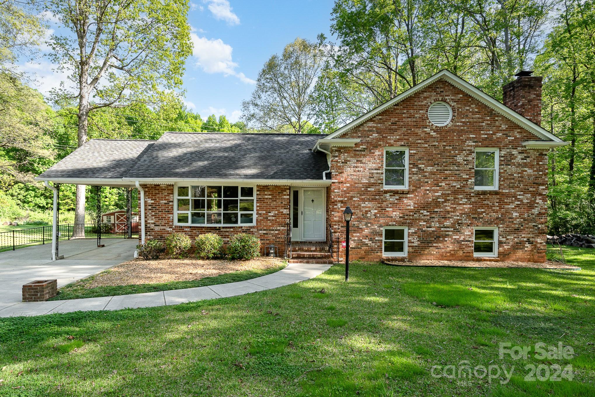 1148 Cedarwood Lane Charlotte NC 28212