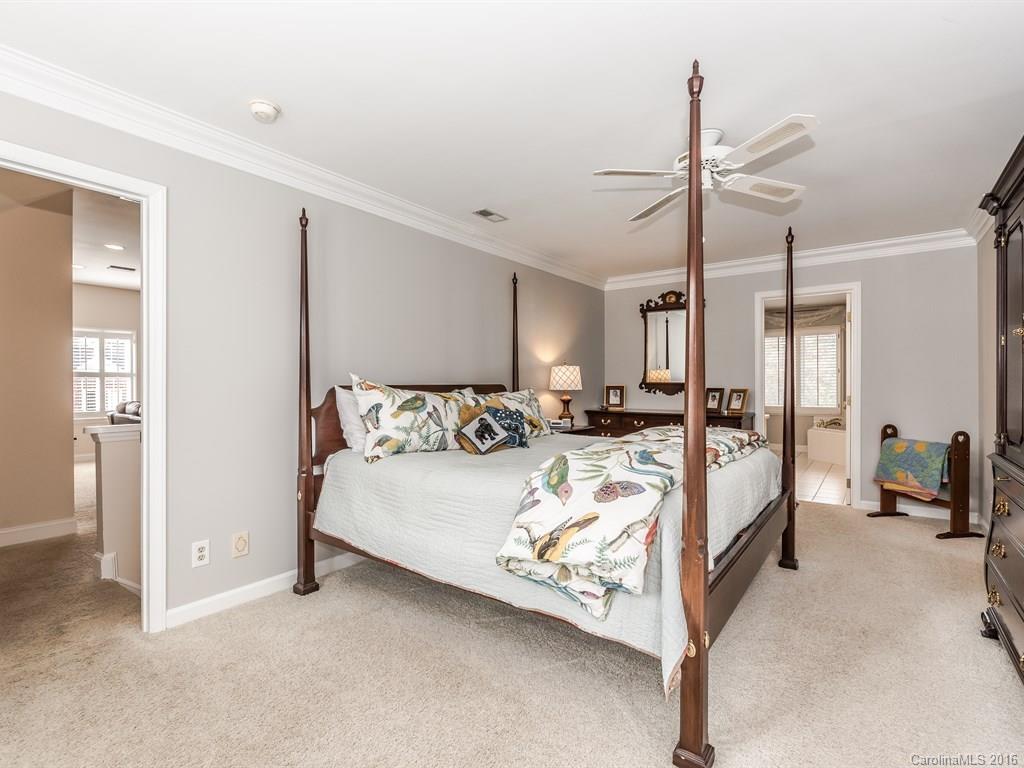 3112 Foxridge Road Charlotte NC 28226