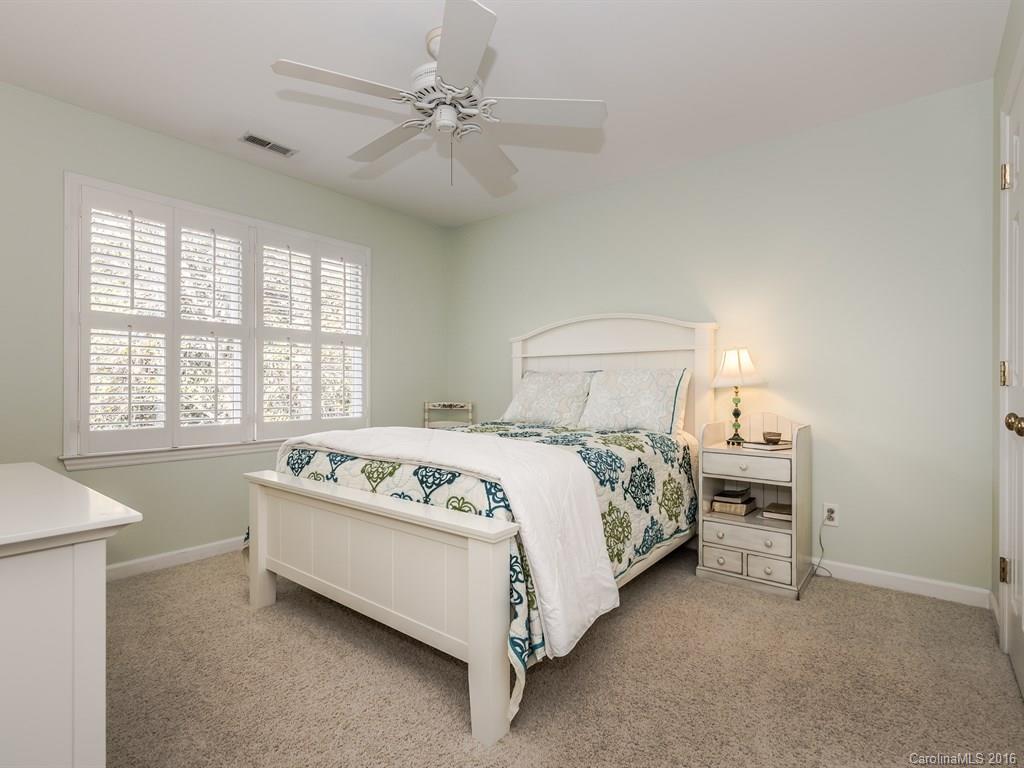 3112 Foxridge Road Charlotte NC 28226