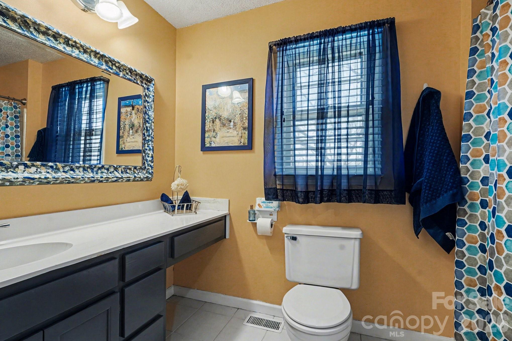 2724 Artesian Court Charlotte NC 28270