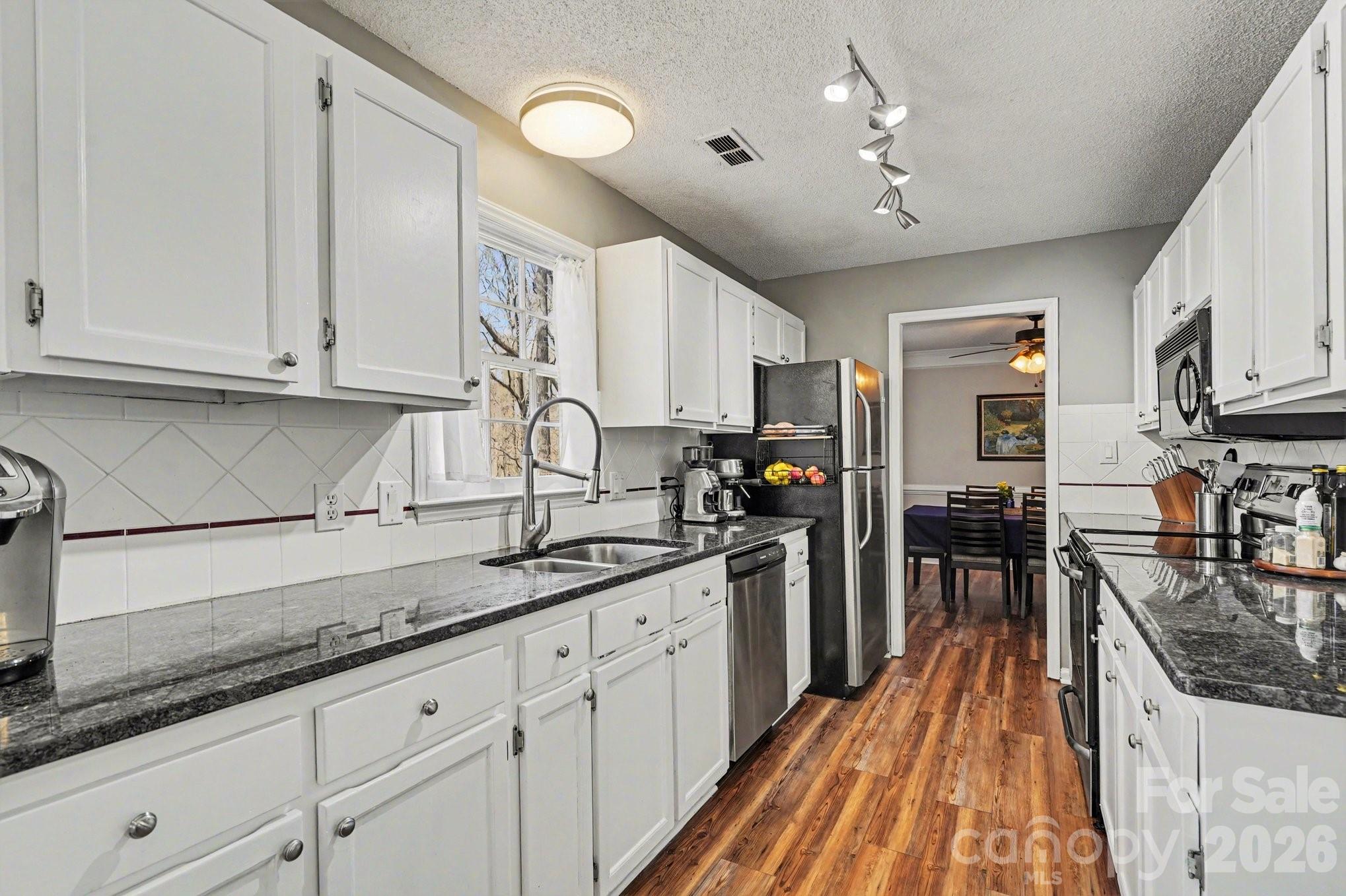 2724 Artesian Court Charlotte NC 28270