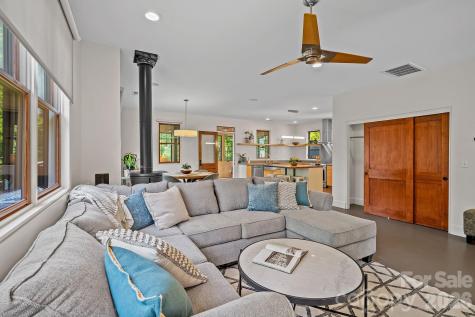 77 Middlemont Avenue Asheville NC 28806