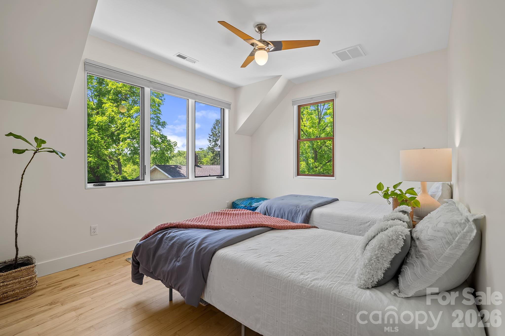 77 Middlemont Avenue Asheville NC 28806
