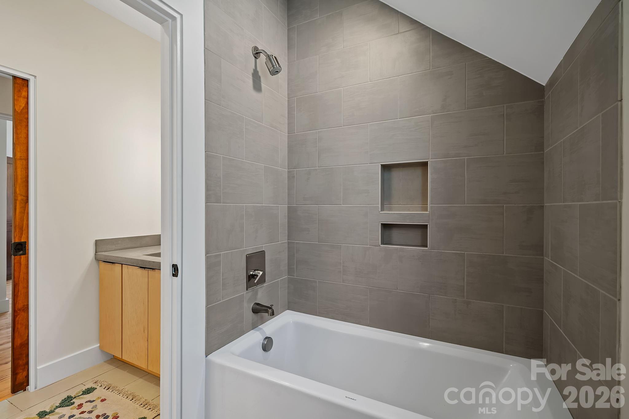 77 Middlemont Avenue Asheville NC 28806