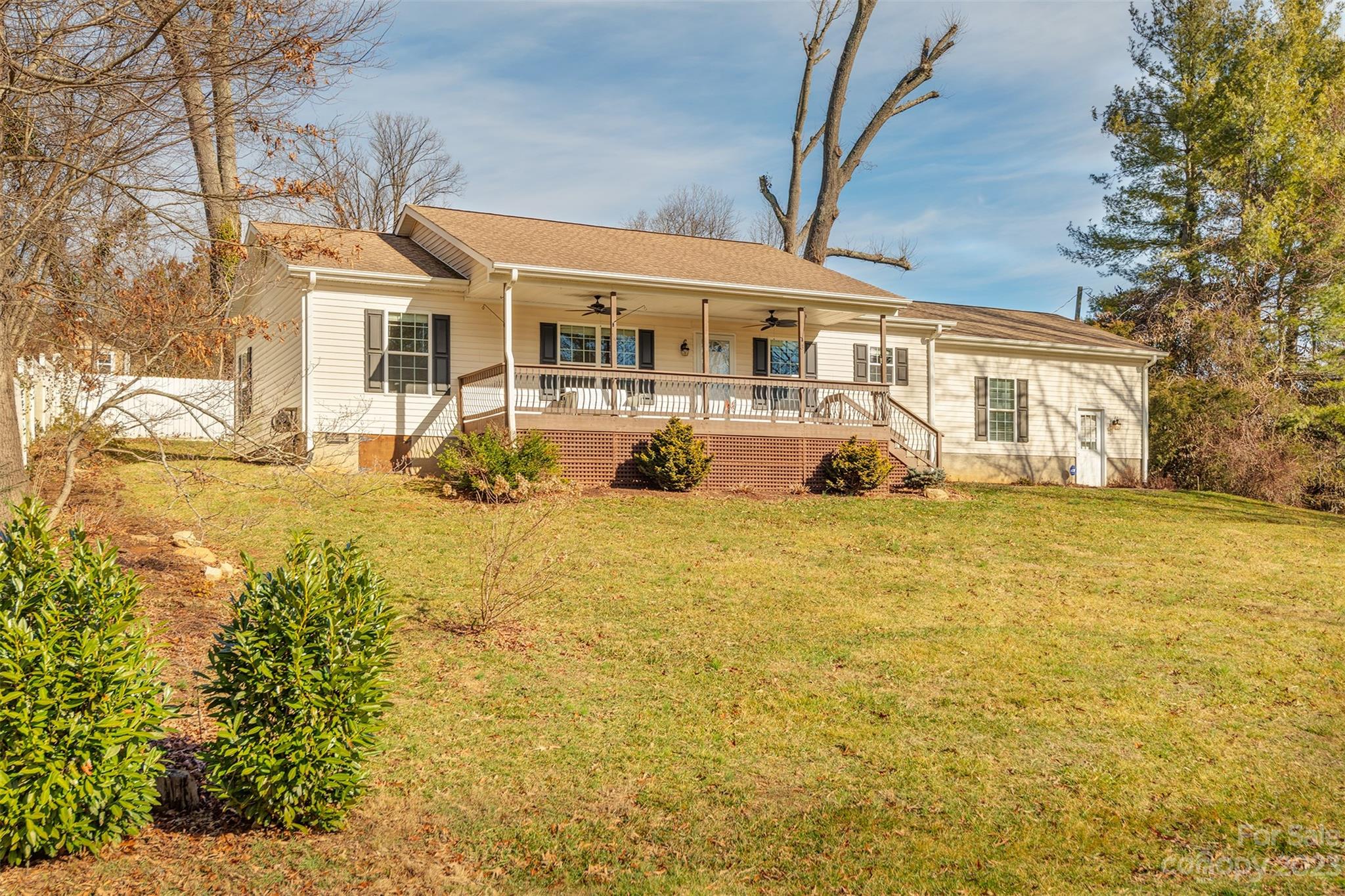 3 Clinton Street, Weaverville NC Real Estate Listing MLS Car4105043