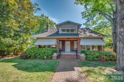 151 S Magnolia Street Forest City NC 28043