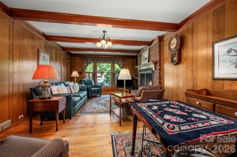 151 S Magnolia Street Forest City NC 28043