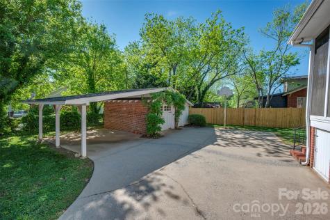 151 S Magnolia Street Forest City NC 28043