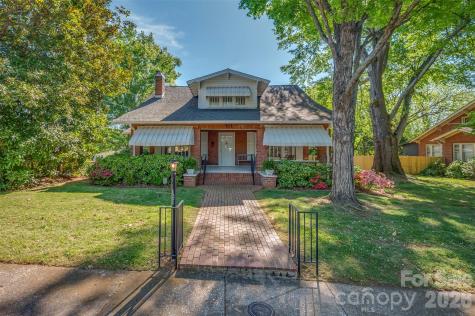 151 S Magnolia Street Forest City NC 28043
