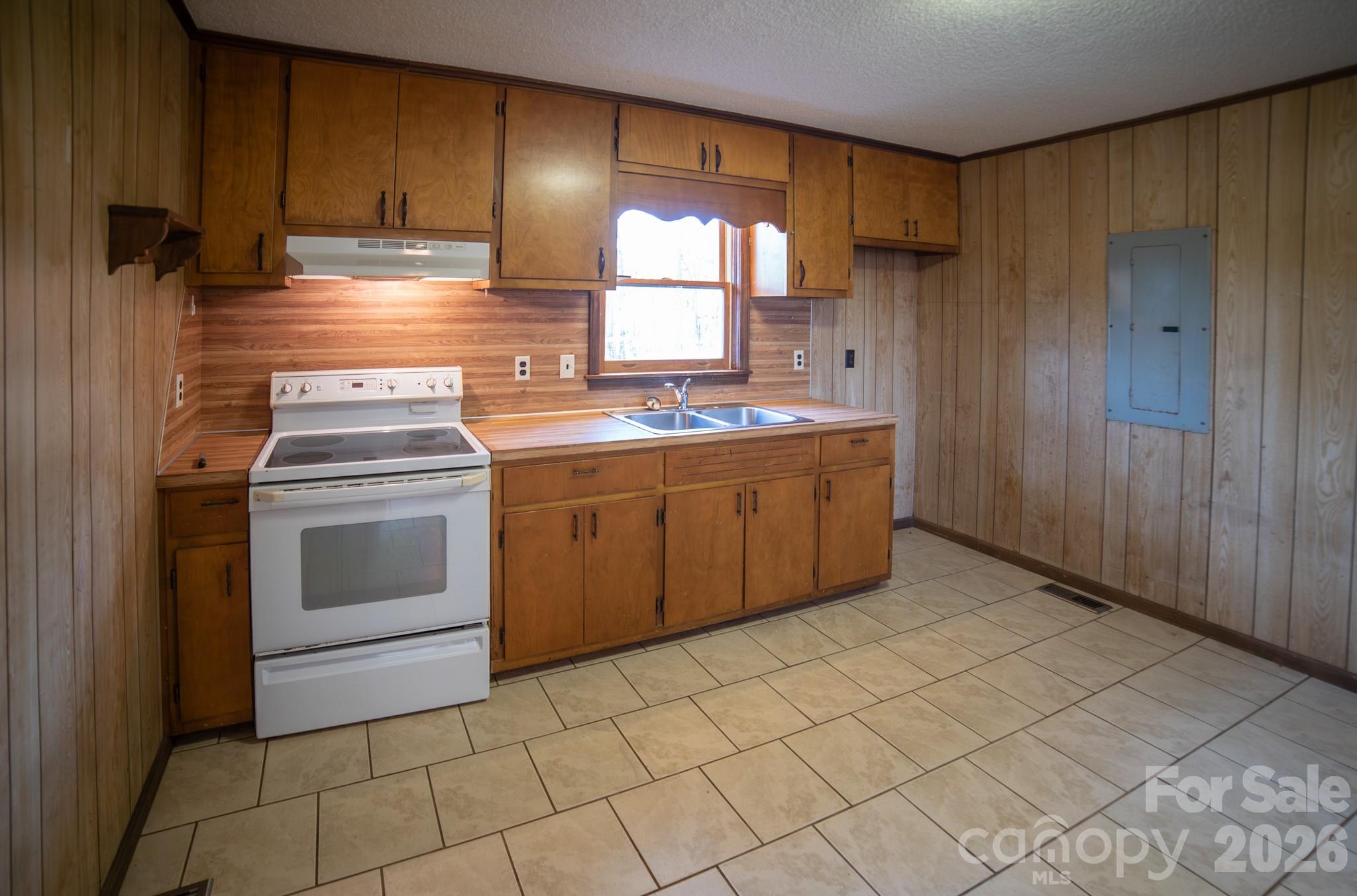 7340 Downs Avenue Connelly Springs NC 28612