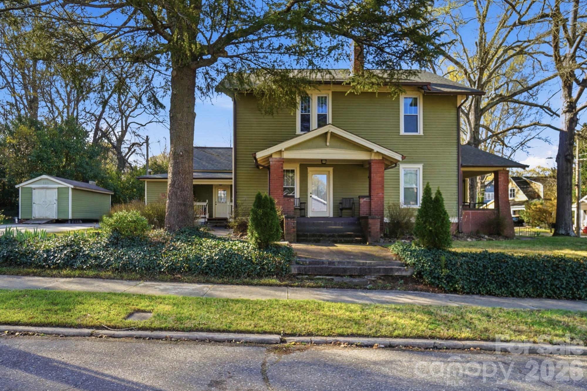 502 S South Street Gastonia NC 28052