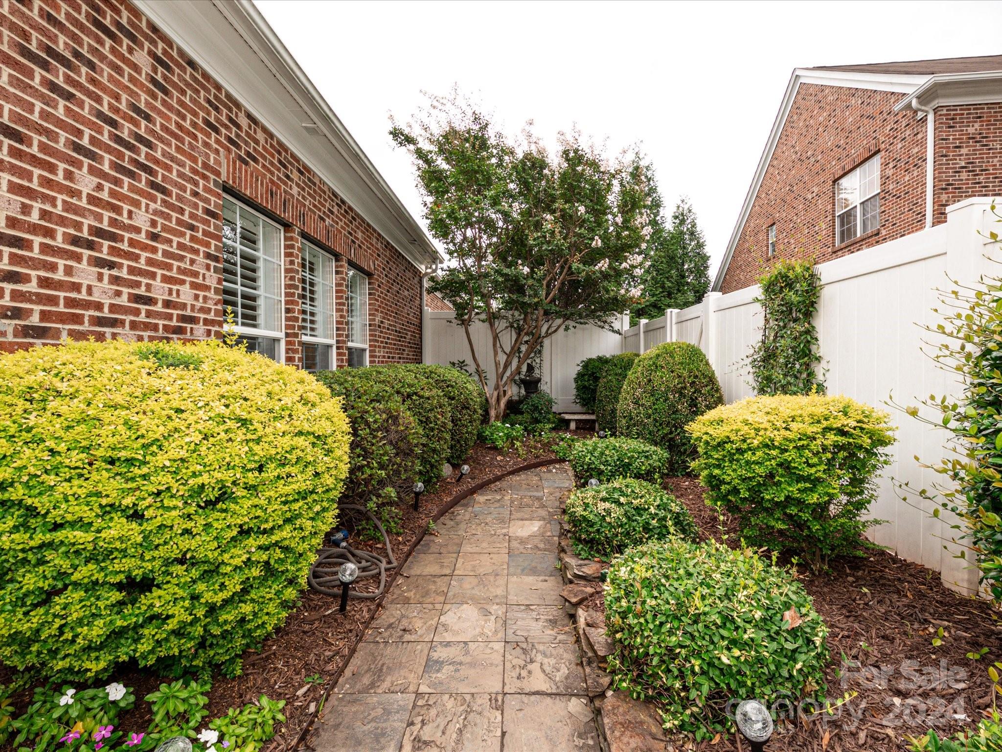 606 Chorale Court Charlotte NC 28270