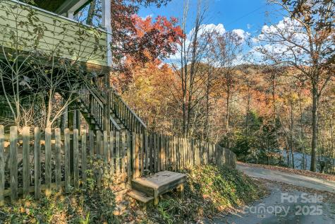 241 Fern Way Black Mountain NC 28711