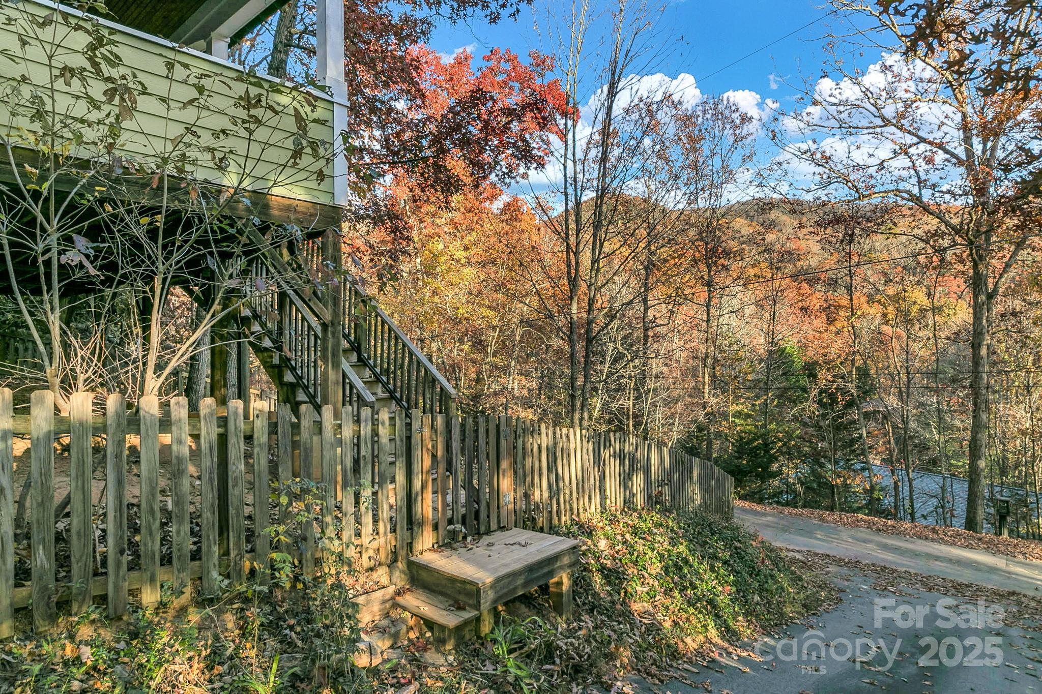 241 Fern Way Black Mountain NC 28711