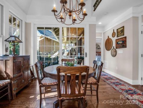 34 Cheshire Drive Black Mountain NC 28711