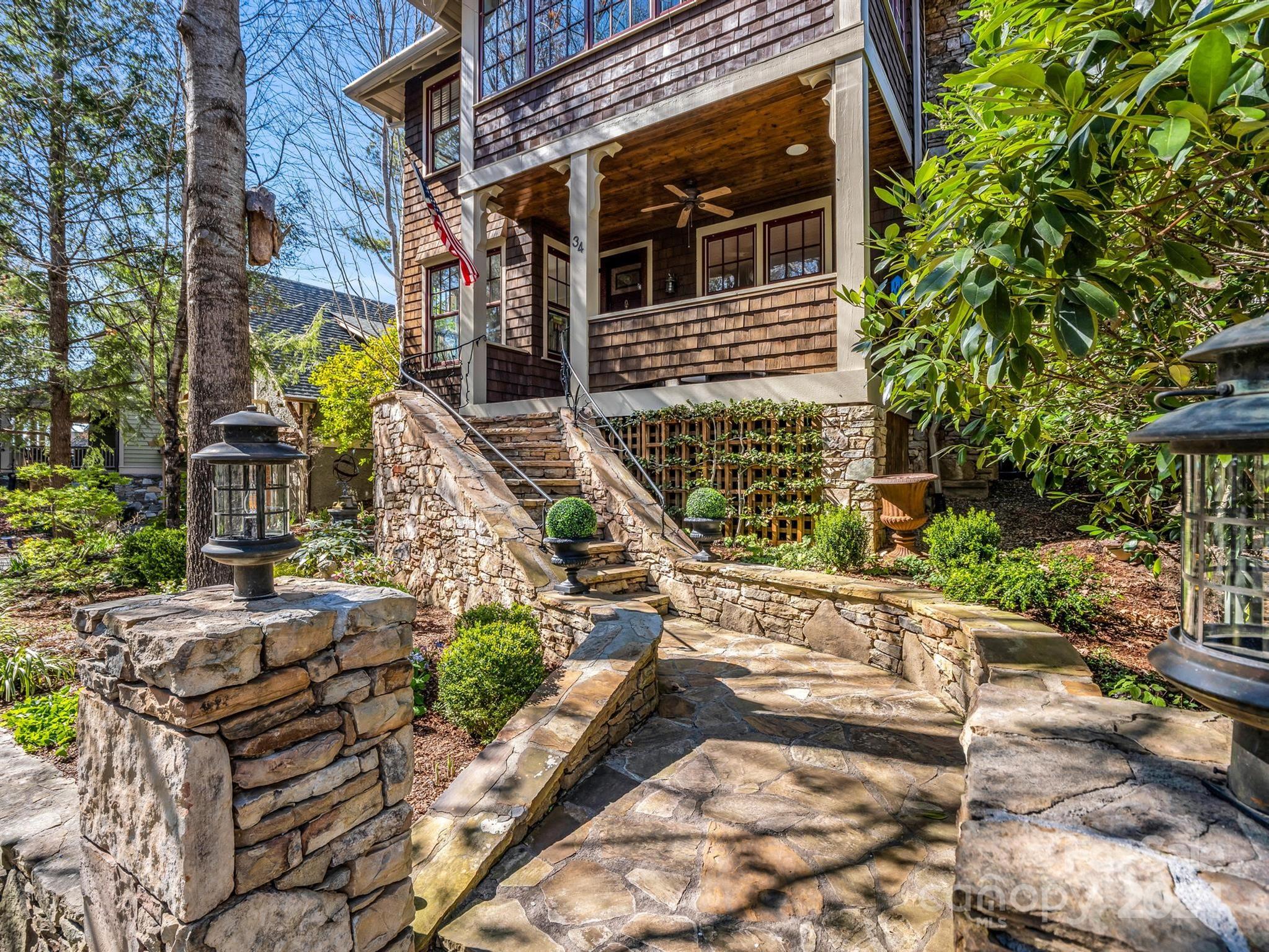 34 Cheshire Drive Black Mountain NC 28711