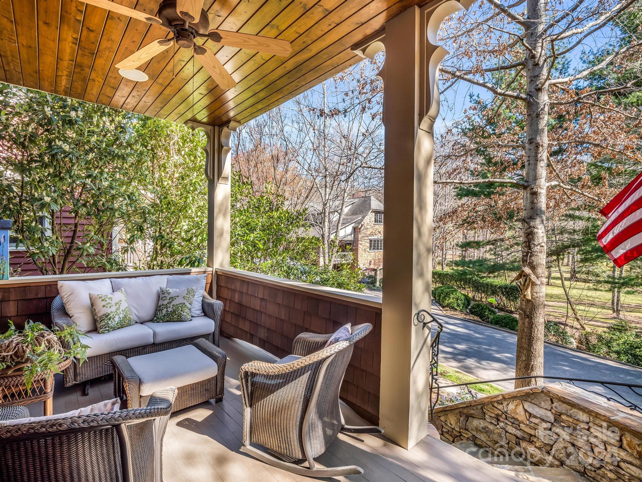 34 Cheshire Drive Black Mountain NC 28711