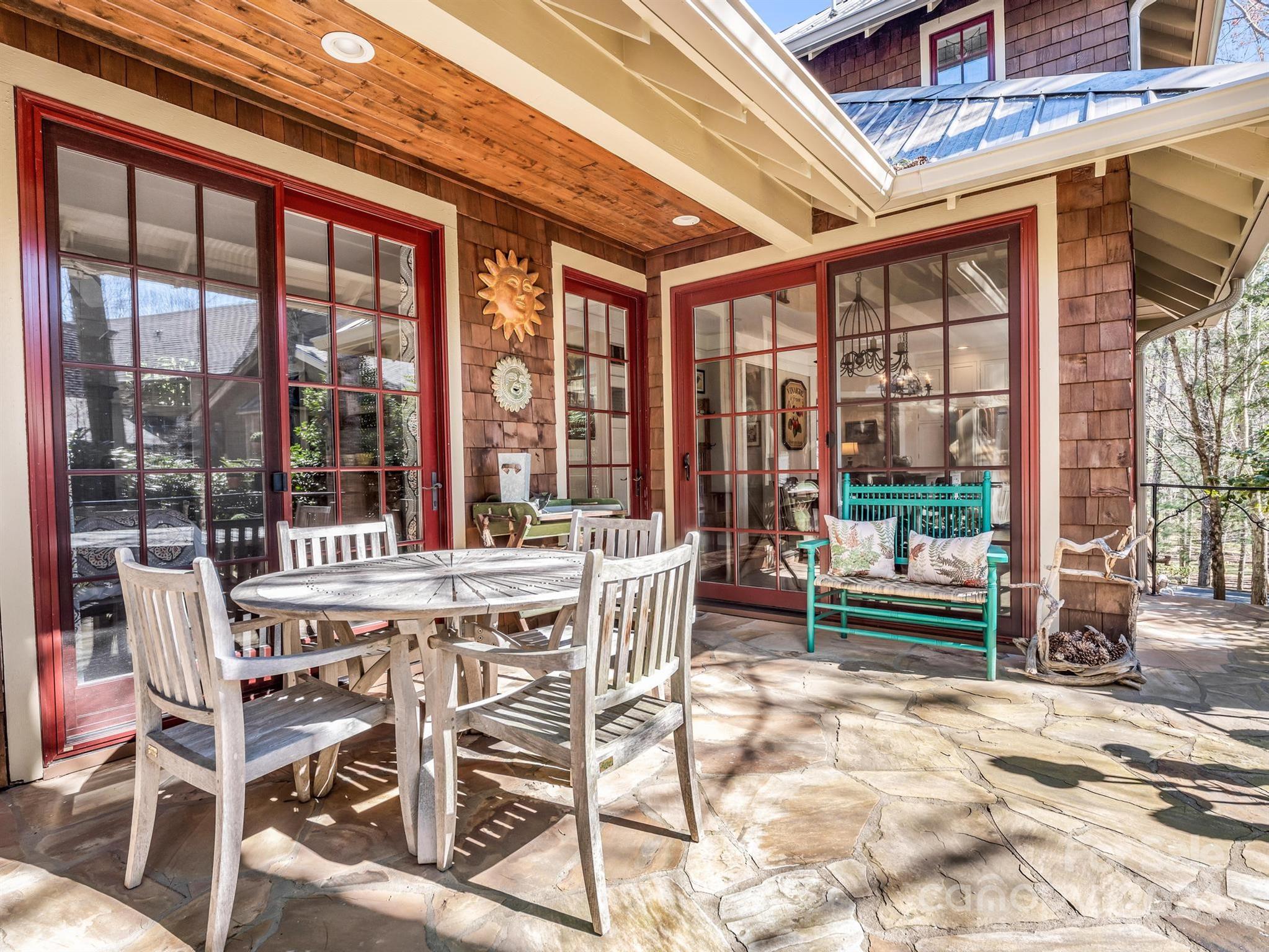 34 Cheshire Drive Black Mountain NC 28711