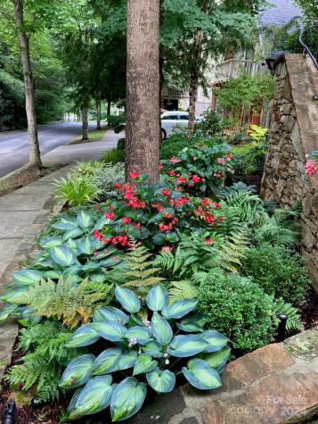 34 Cheshire Drive Black Mountain NC 28711