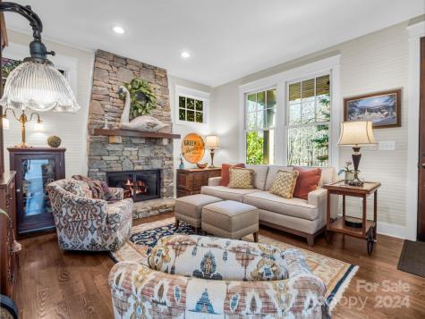 34 Cheshire Drive Black Mountain NC 28711