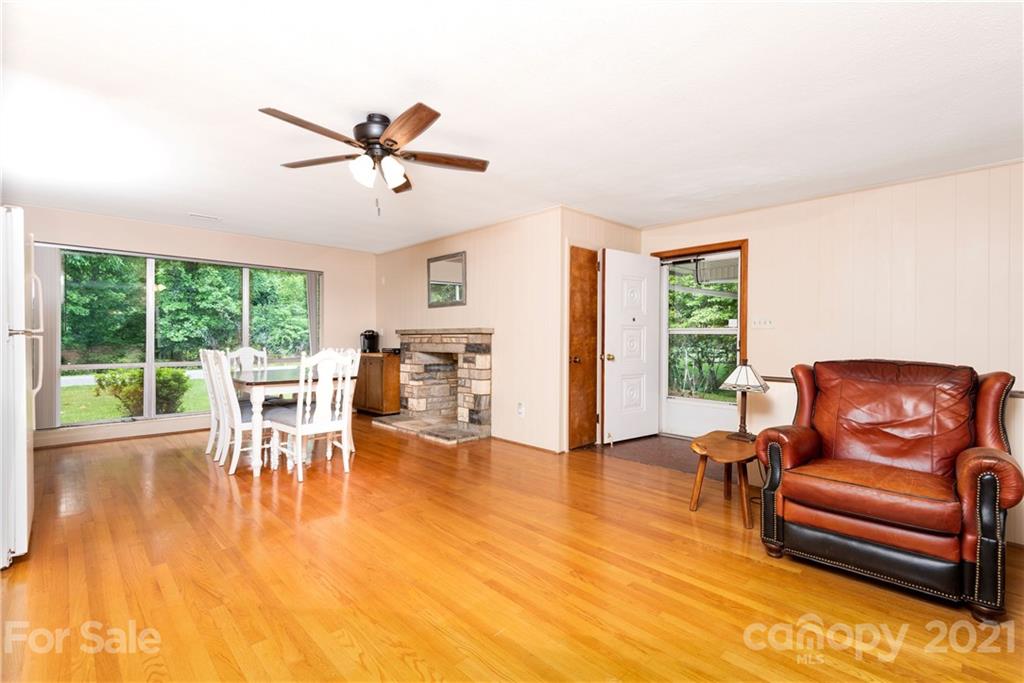 263 Erwin Hills Road Asheville NC 28806