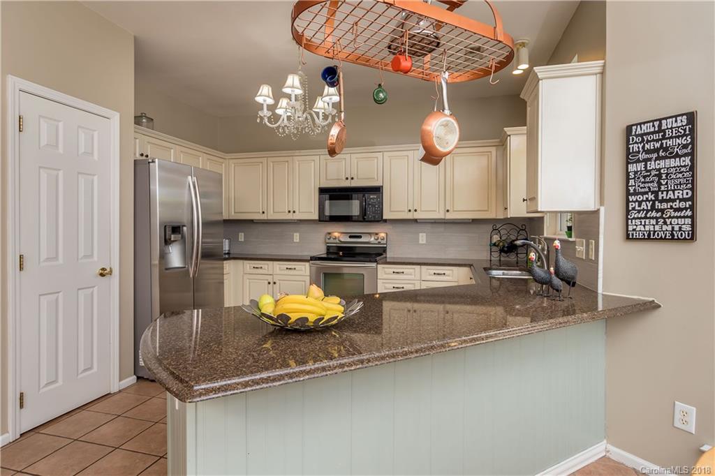 15006 Strathmoor Drive Charlotte NC 28277