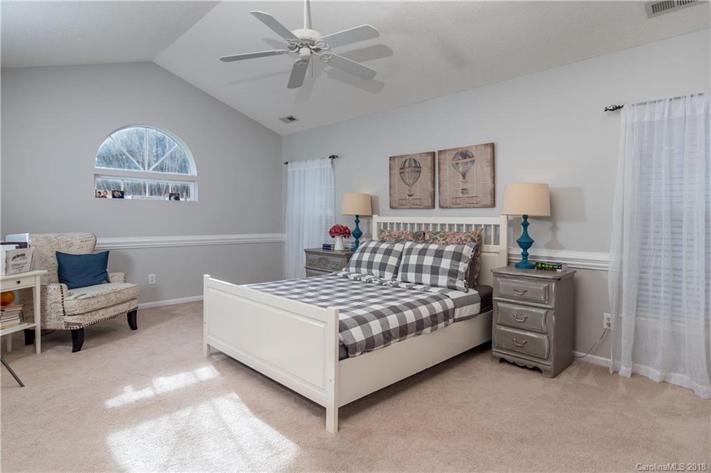 15006 Strathmoor Drive Charlotte NC 28277