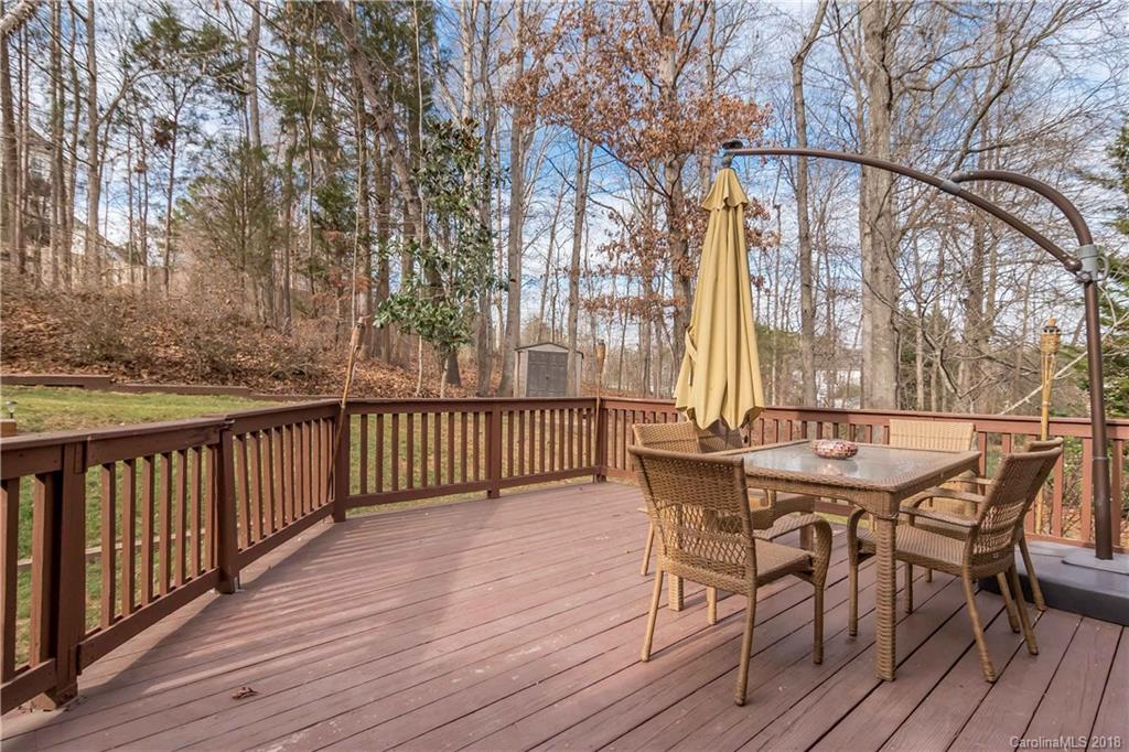 15006 Strathmoor Drive Charlotte NC 28277